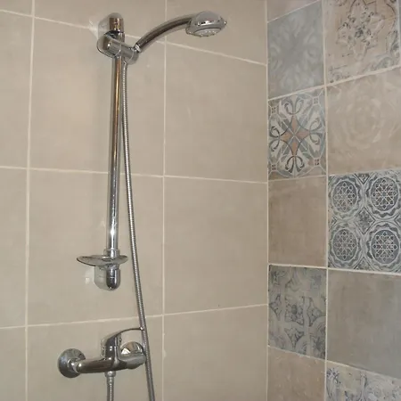 Monte Dos Sabores * לאגוּ‏ש